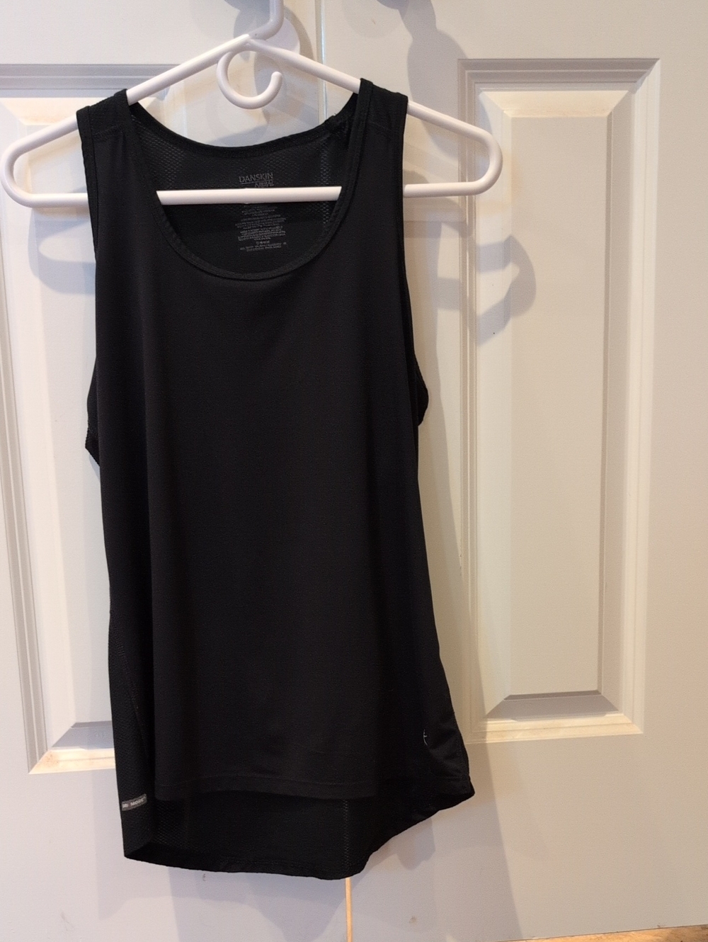 Danskin Black Athletic Scoop Neck Tank Top